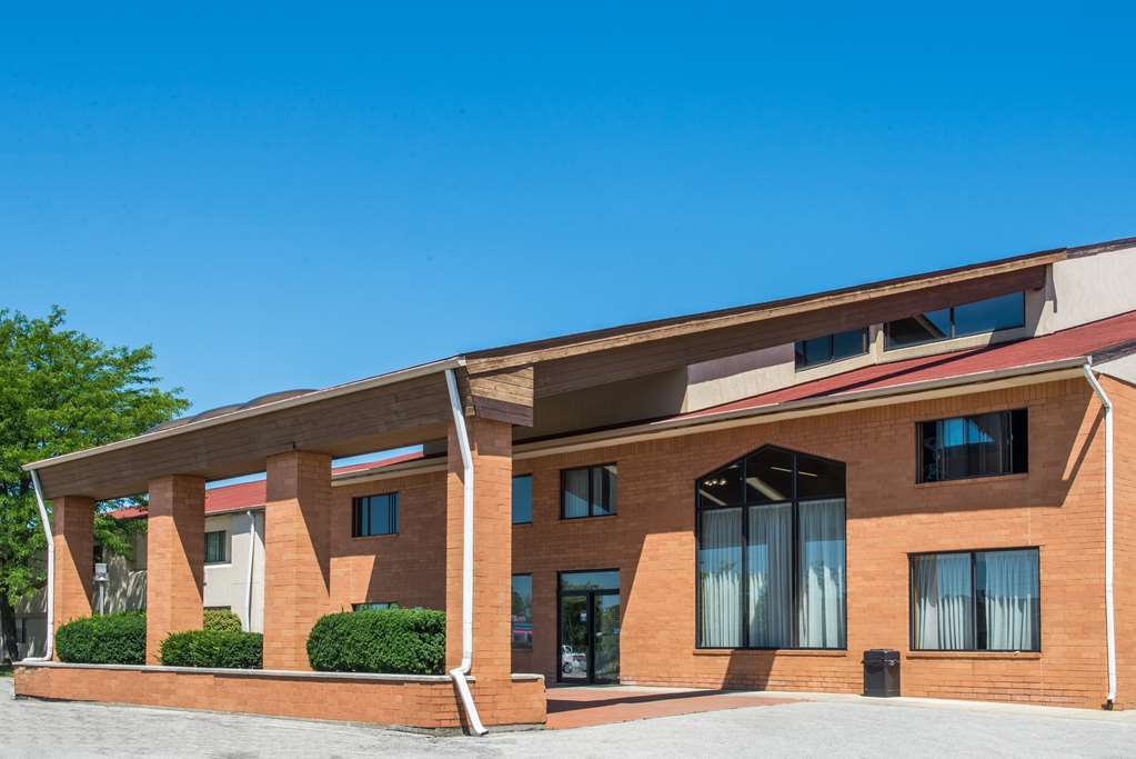 Travelodge Indianapolis Castleton Exteriör bild