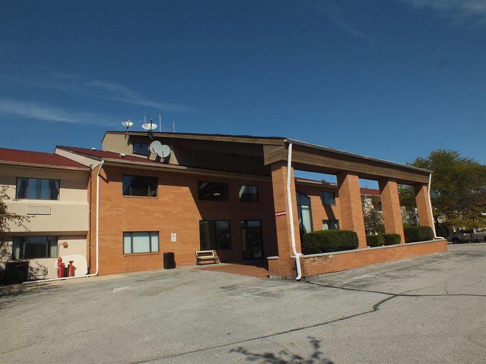 Travelodge Indianapolis Castleton Exteriör bild